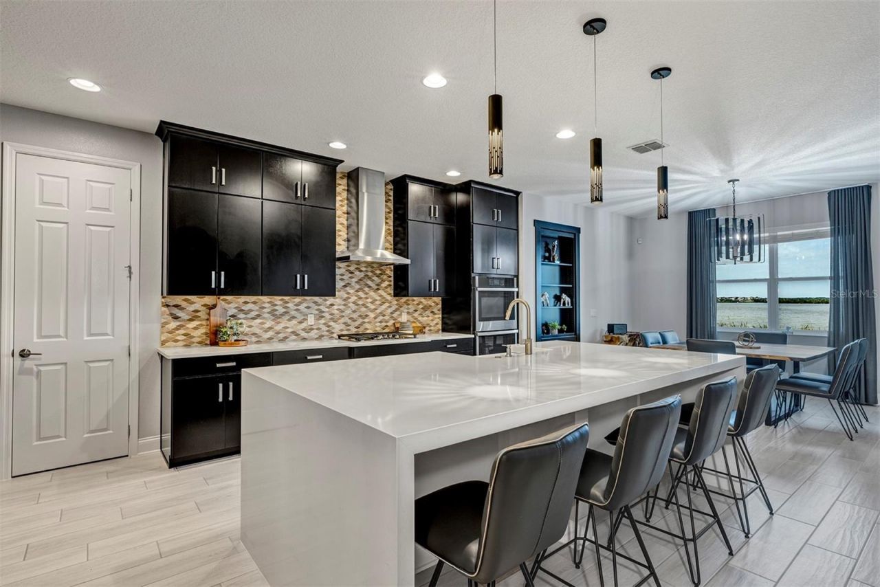 1112 Hull Island Drive, Oakland, FL 34787 Photo