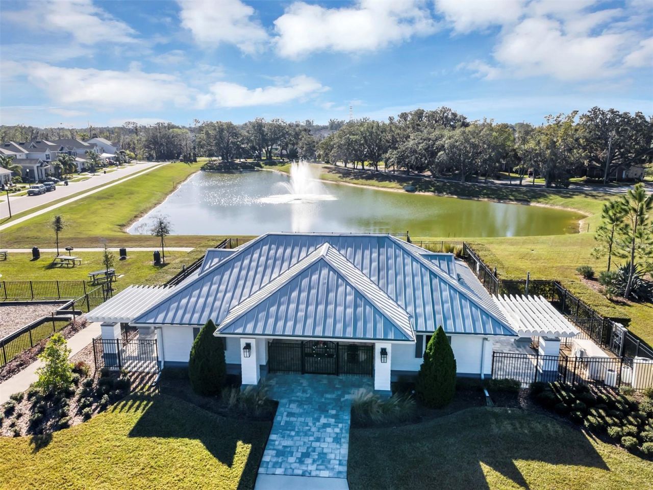 1112 Hull Island Drive, Oakland, FL 34787 Photo