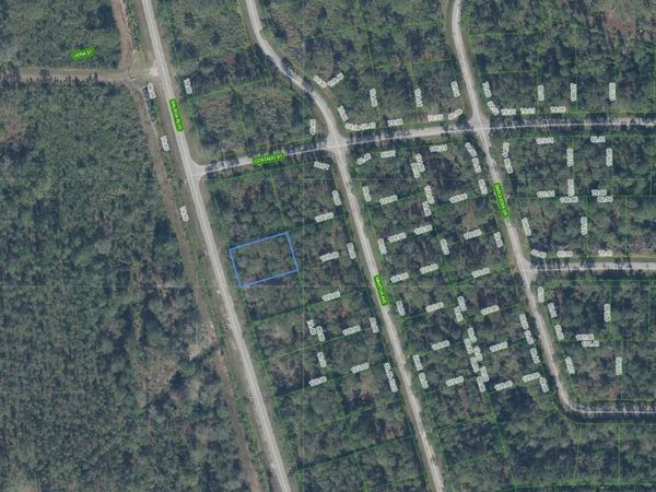 5724 BALBOA BOULEVARD , SEBRING, FL 33872