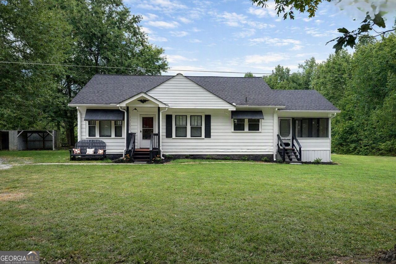 375 Wilson Circle, Lavonia, GA 30553 Main Photo