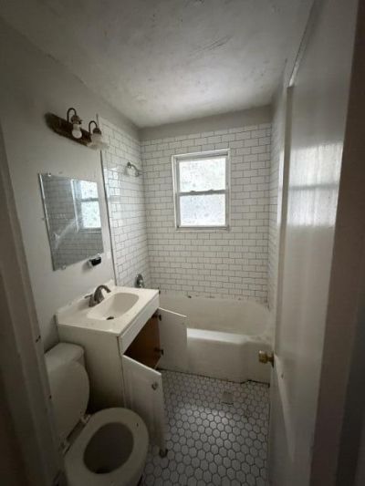 2691 Olympia Avenue Photo 10