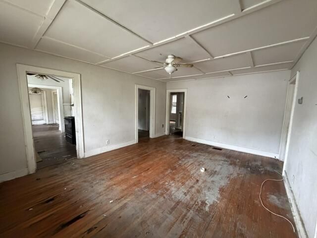 2691 Olympia Avenue Photo 4