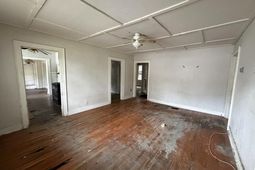 2691 Olympia Avenue photo 4