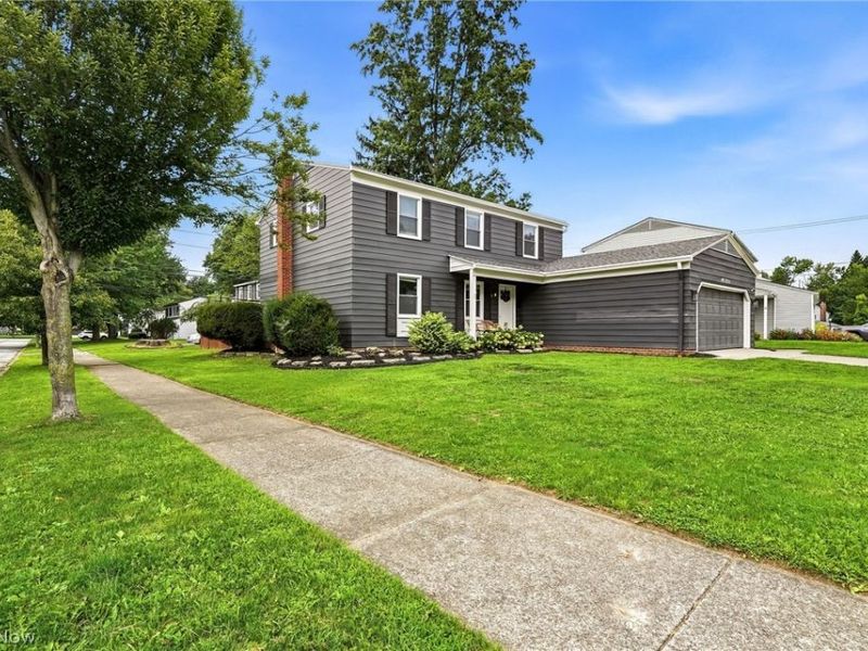1124 Hillrock Drive, South Euclid, OH 44121 Photo 2