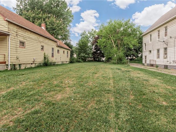 3692 E 59th Street , Cleveland, OH 44105
