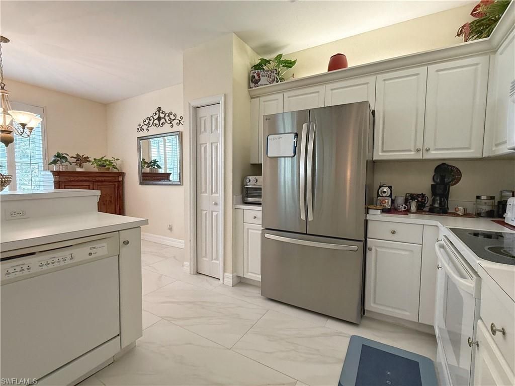 1310 Charleston Square Dr, Unit 101, Naples, FL 34110 Photo
