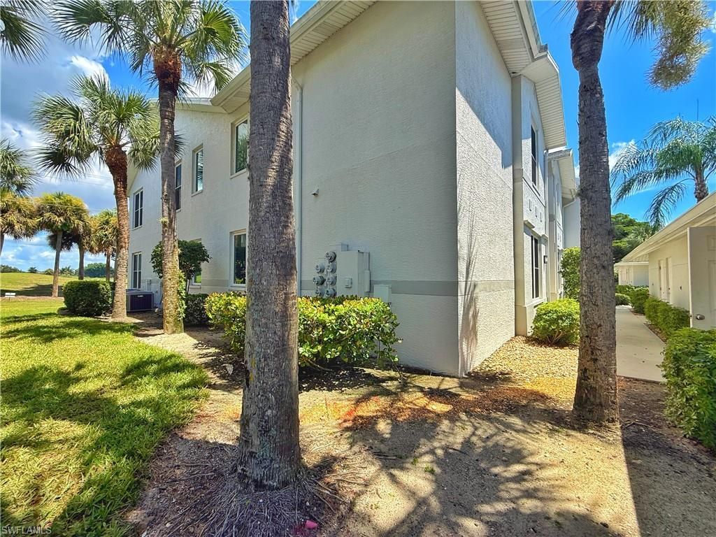 1310 Charleston Square Dr, Unit 101, Naples, FL 34110 Photo