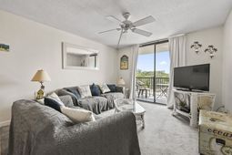 601 Mitchell Dr. photo 4