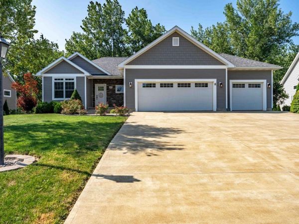 5131 E Blue Teal Drive, Port Clinton, OH 43452