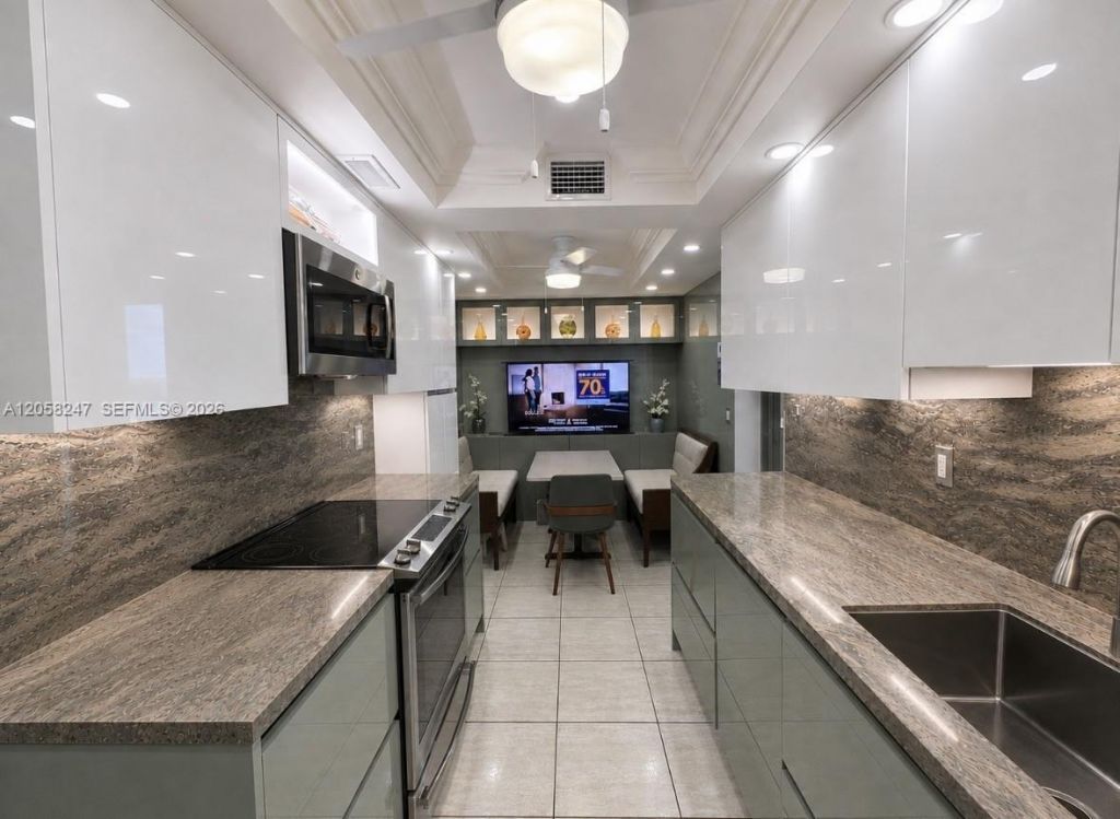 9511 Collins Ave , Unit 1507, Surfside, FL 33154 Photo