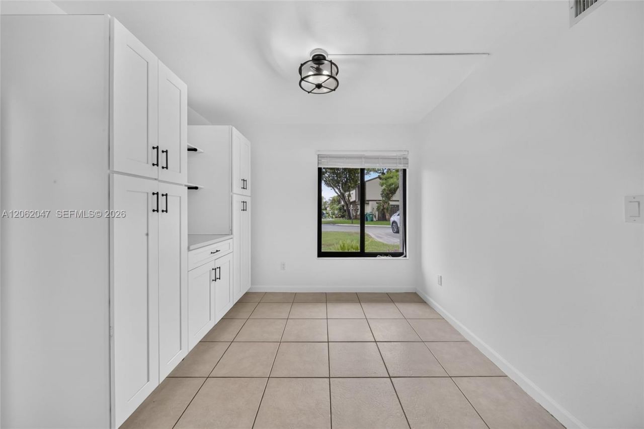 6834 SW 127th Pl , Miami, FL 33183 Photo