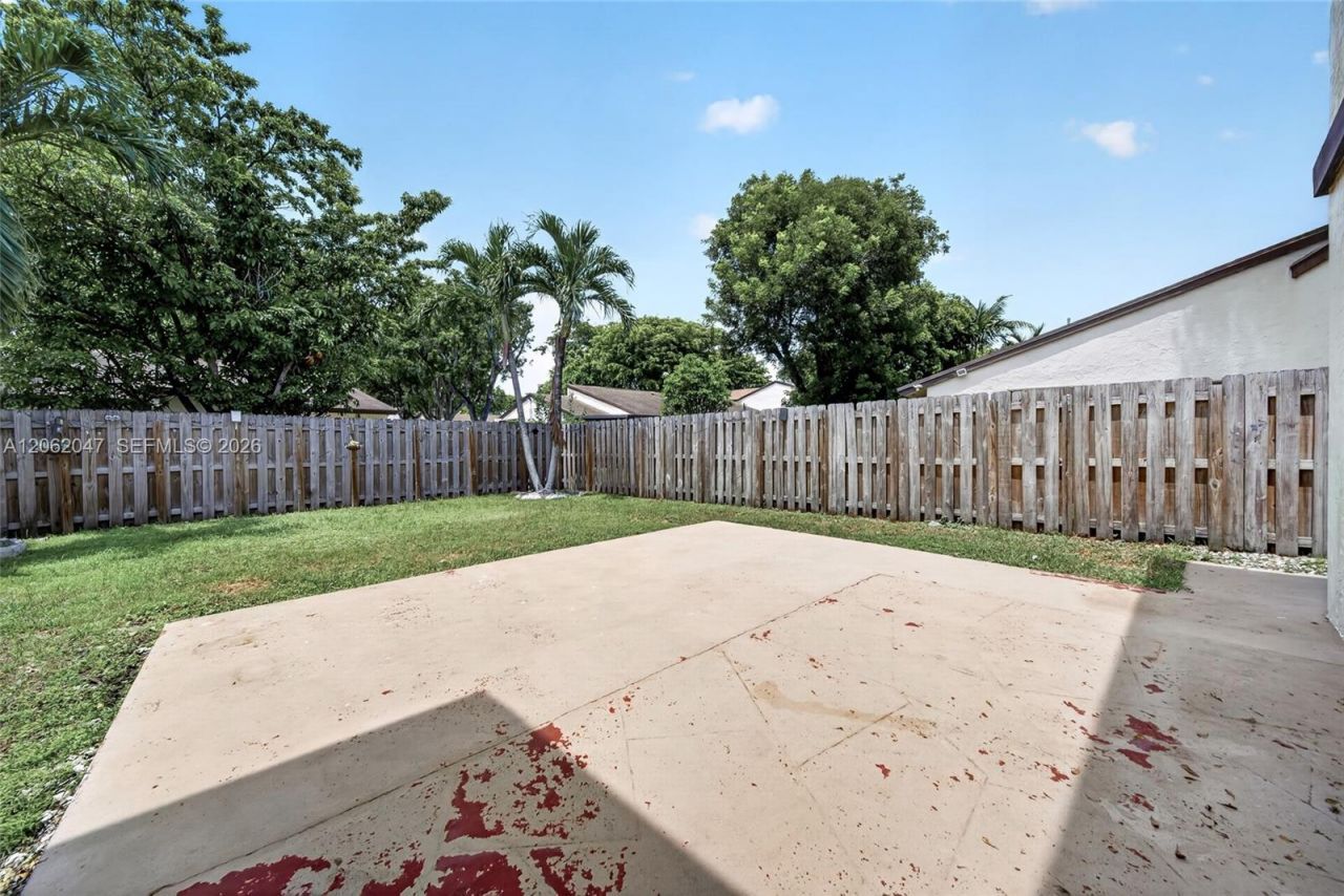 6834 SW 127th Pl , Miami, FL 33183 Photo