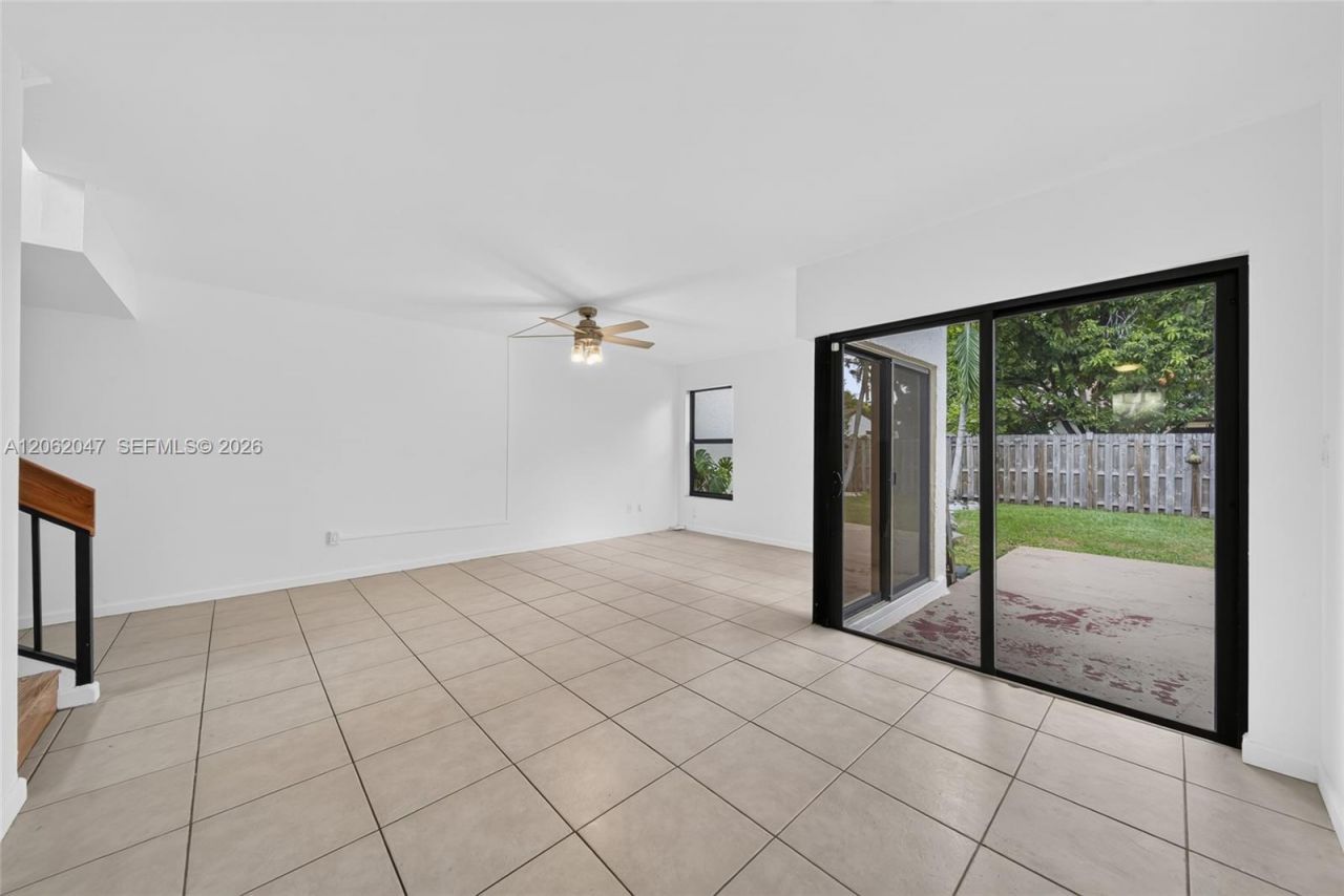 6834 SW 127th Pl , Miami, FL 33183 Photo
