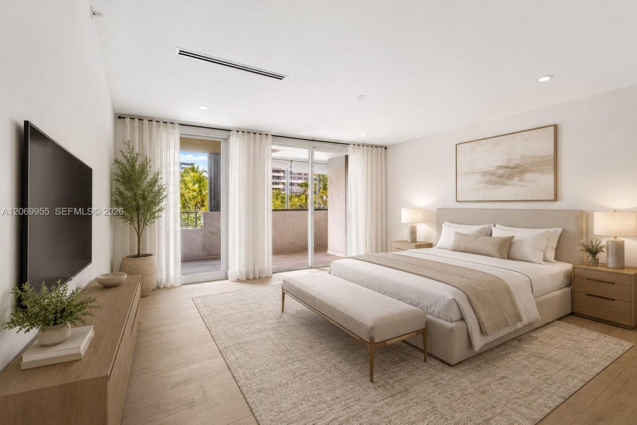 251 Crandon Blvd , Unit 210, Key Biscayne, FL 33149 Photo