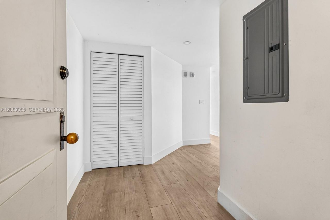 251 Crandon Blvd , Unit 210, Key Biscayne, FL 33149 Photo
