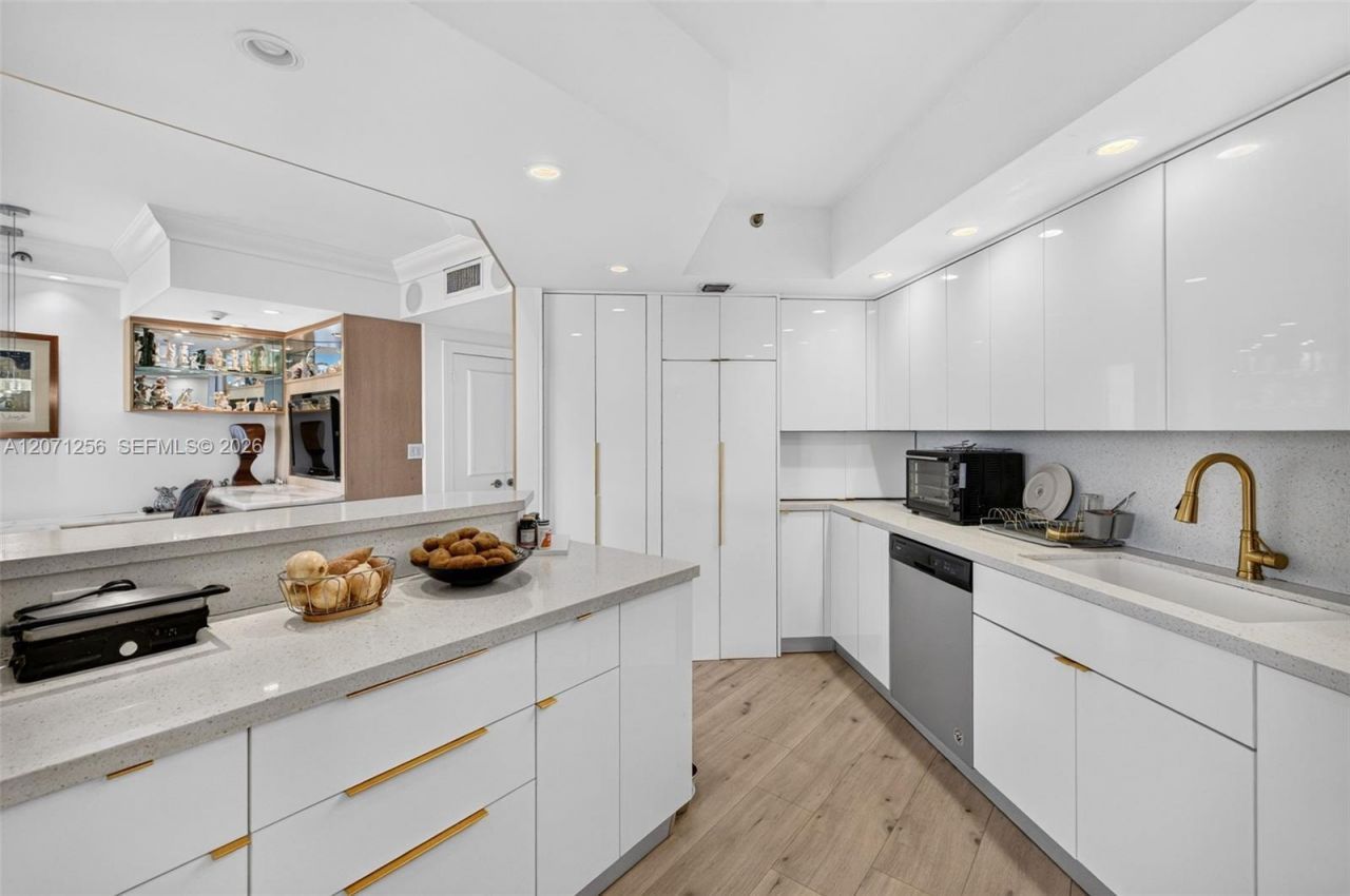 3000 Island Blvd , Unit 1201, Aventura, FL 33160 Photo