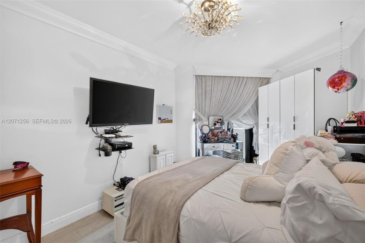 3000 Island Blvd , Unit 1201, Aventura, FL 33160 Photo