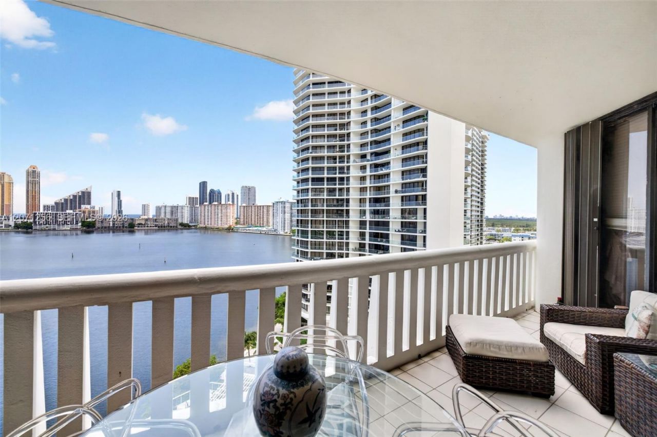 3000 Island Blvd , Unit 1201, Aventura, FL 33160 Photo
