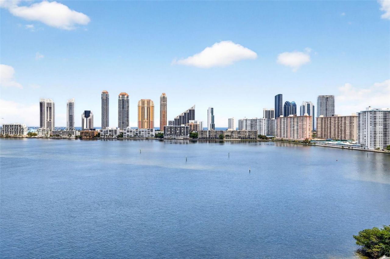 3000 Island Blvd , Unit 1201, Aventura, FL 33160 Photo
