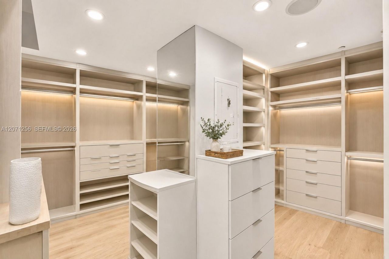 3000 Island Blvd , Unit 1201, Aventura, FL 33160 Photo