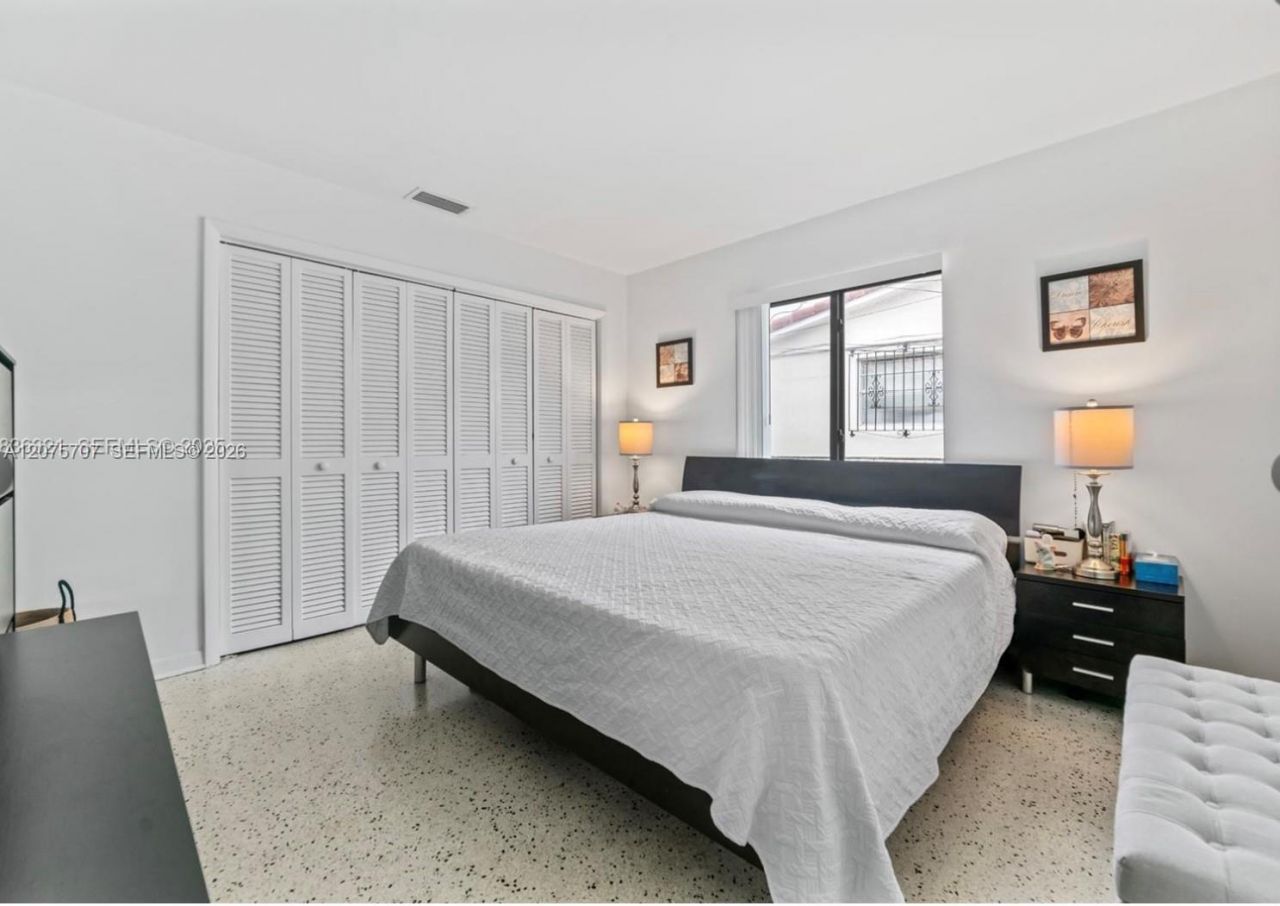 1136 NW 34th Ave, Unit Main, Miami, FL 33125 Photo