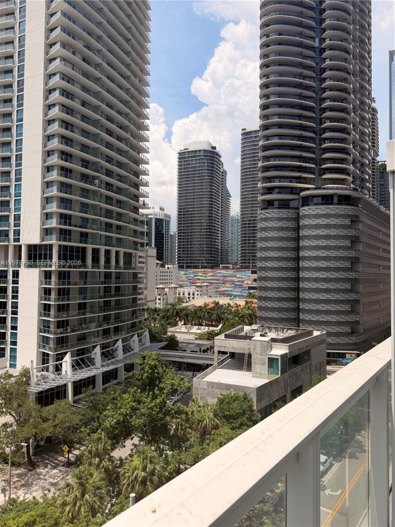1080 Brickell Ave , Unit 913, Miami, FL 33131 Photo