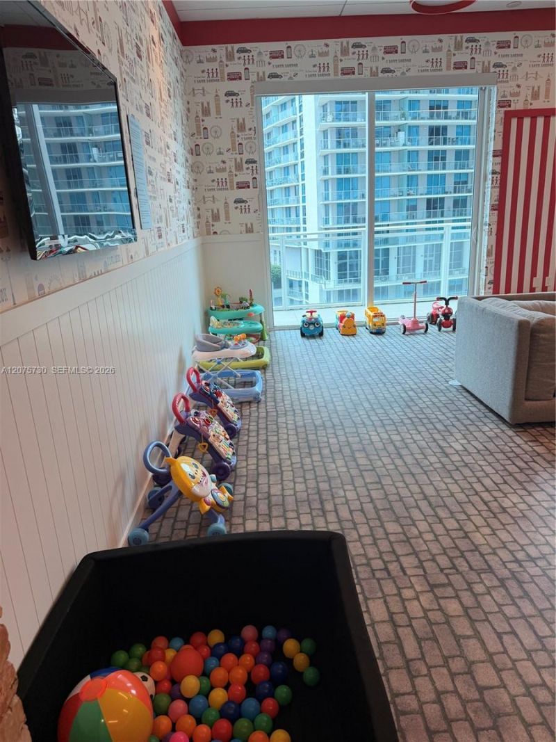 1080 Brickell Ave , Unit 913, Miami, FL 33131 Photo