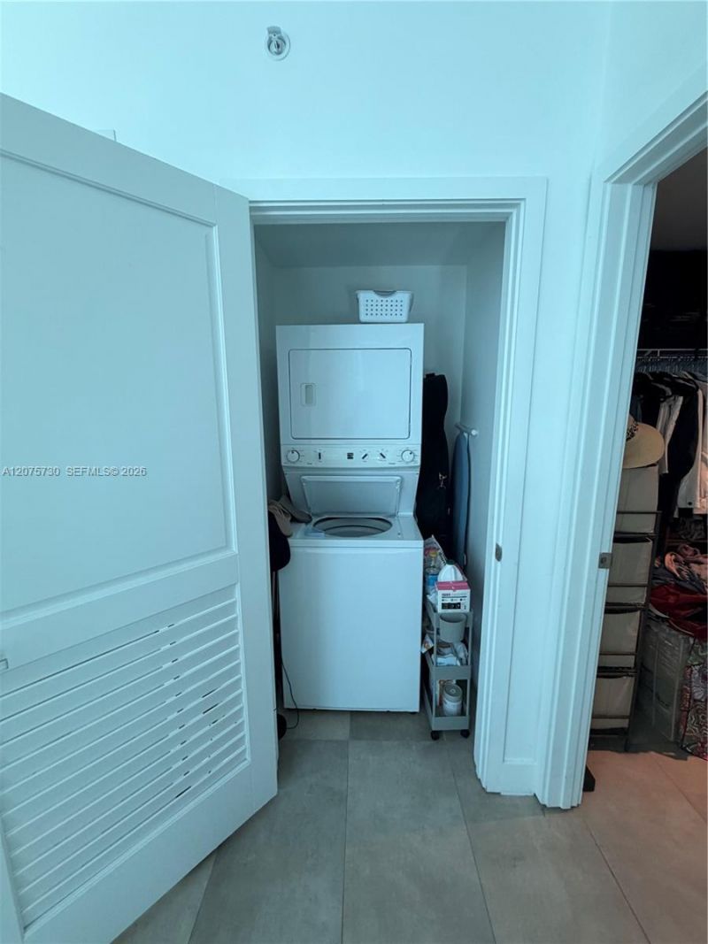 1080 Brickell Ave , Unit 913, Miami, FL 33131 Photo