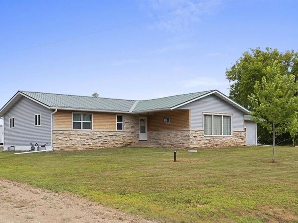 190 CTY RD N, Birnamwood, WI 54414