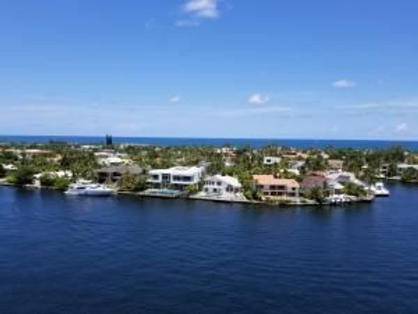 20201 E Country Club Drive, Unit 1009, Aventura, FL 33180