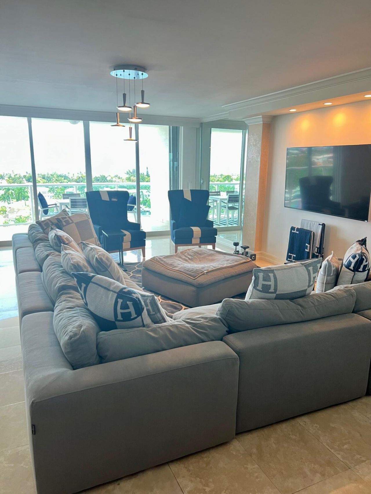 20201 E Country Club Drive, Unit 1009, Aventura, FL 33180 Photo