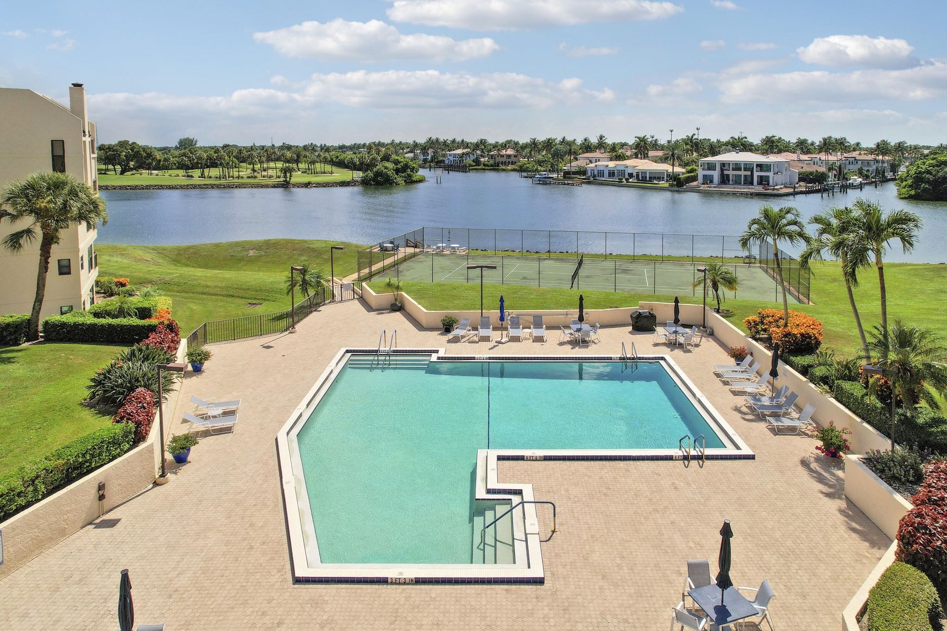 372 Golfview Road, Unit 403, North Palm Beach, FL 33408 Photo