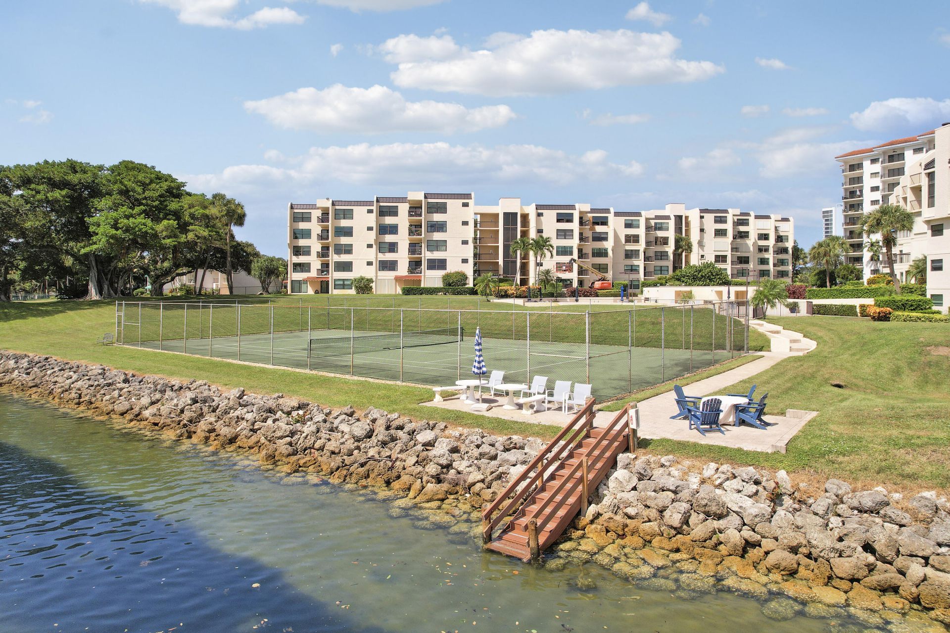 372 Golfview Road, Unit 403, North Palm Beach, FL 33408 Photo