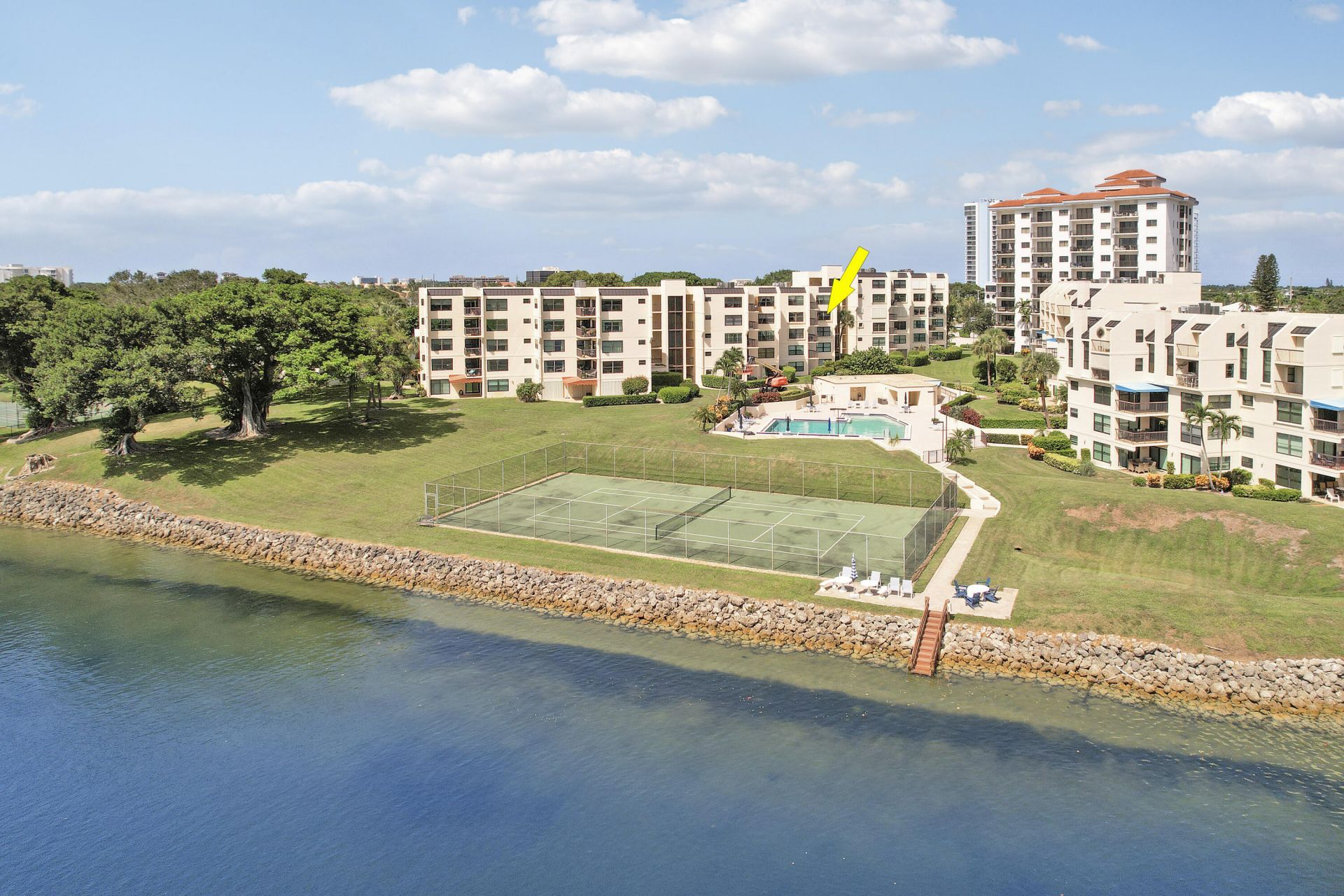 372 Golfview Road, Unit 403, North Palm Beach, FL 33408 Photo