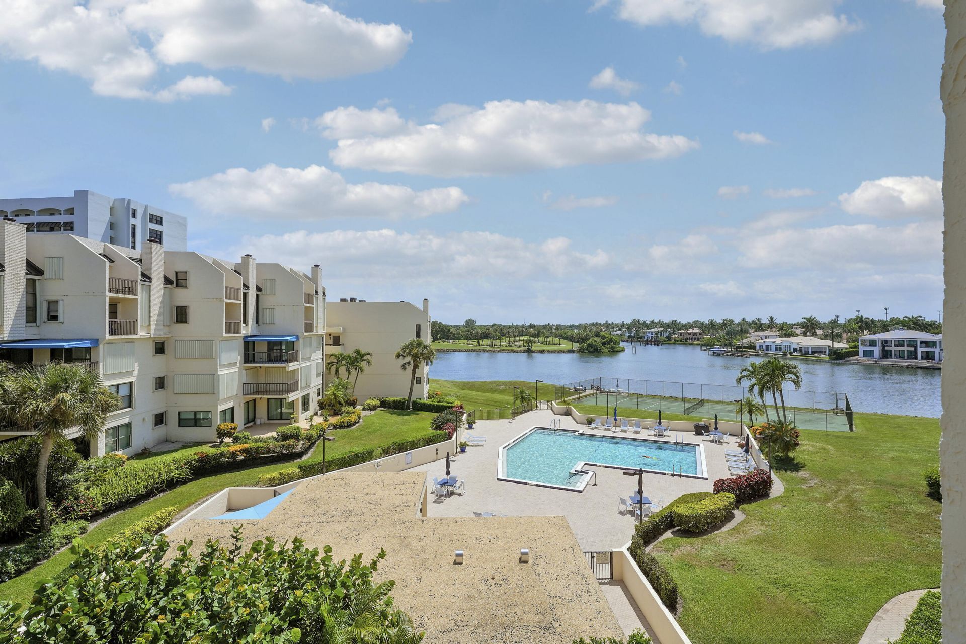 372 Golfview Road, Unit 403, North Palm Beach, FL 33408 Photo
