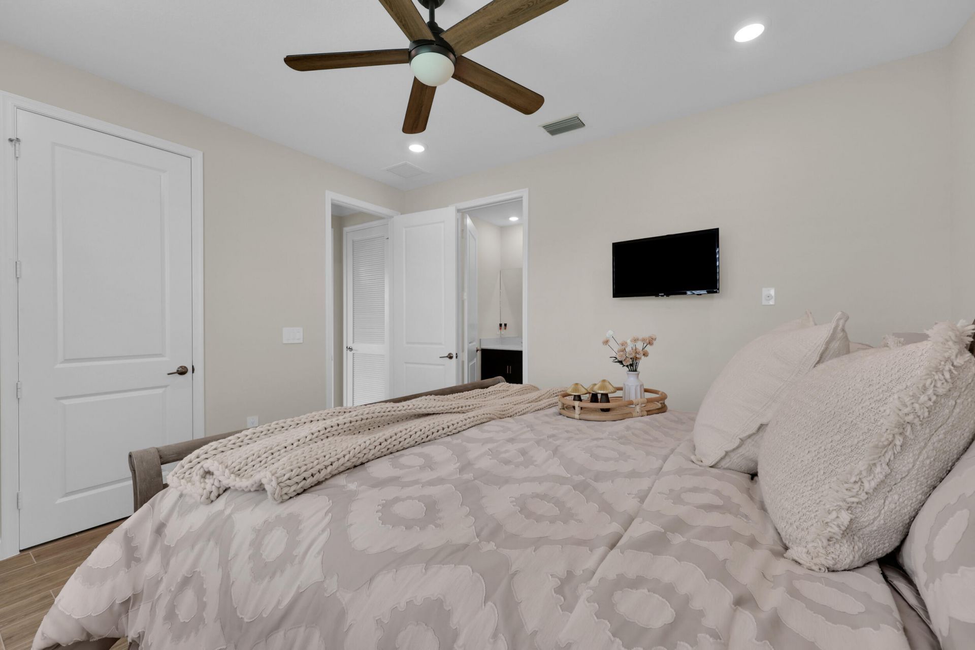 735 SE Woodbine Road, Port Saint Lucie, FL 34984 Photo