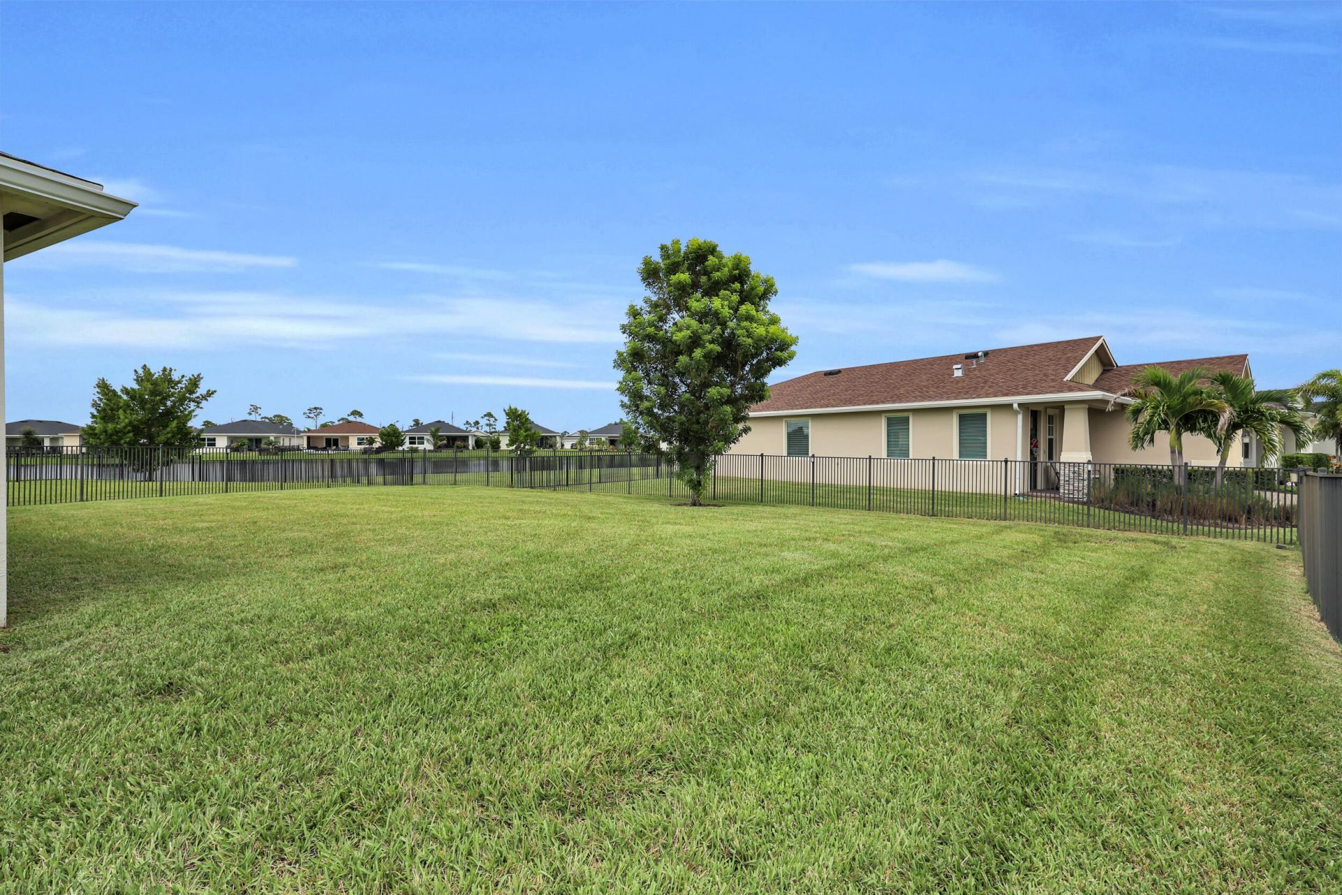 735 SE Woodbine Road, Port Saint Lucie, FL 34984 Photo