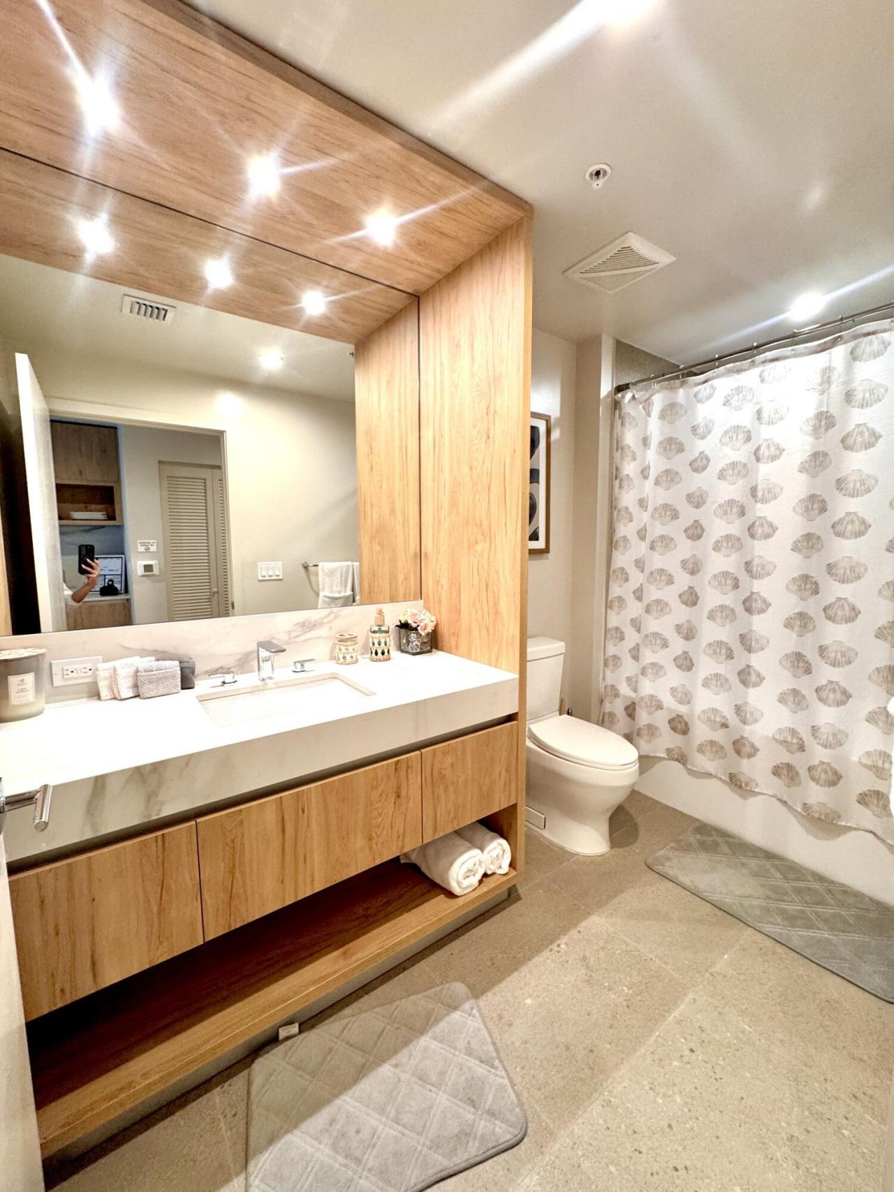 11 NE 6th Street, Unit 2606, Miami, FL 33132 Photo