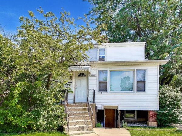 5357 W Waveland Avenue , Chicago, IL 60641