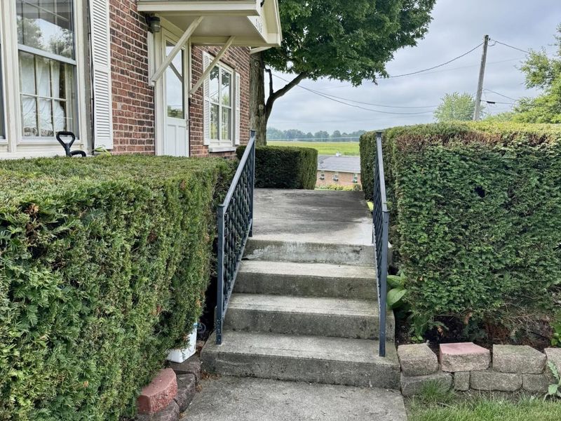 2156 Shrine Road, Springfield, OH 45502 Photo 9