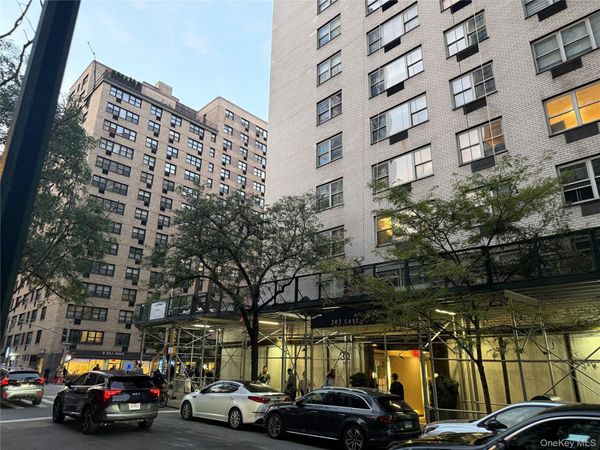 301 E 75th Street, Unit 5J, New York (Manhattan), NY 10021