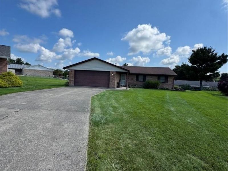 9 Cassie Lane, West Alexandria, OH 45381 Photo 2