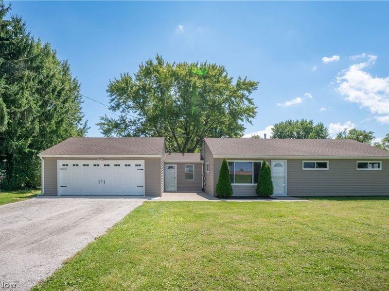 592 Frost Road, Streetsboro, OH 44241 Photo 1