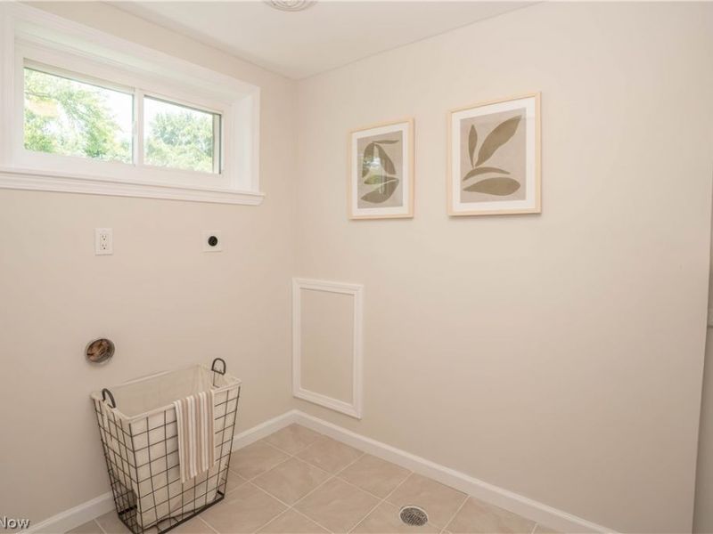 592 Frost Road, Streetsboro, OH 44241 Photo 18