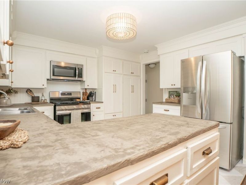 1215 Easton Street NE, Canton, OH 44721 Photo 17