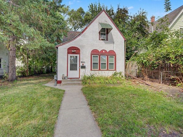 2611 Girard Avenue N, Minneapolis, MN 55411