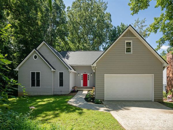 15 Glen Crest Drive , Arden, NC 28704