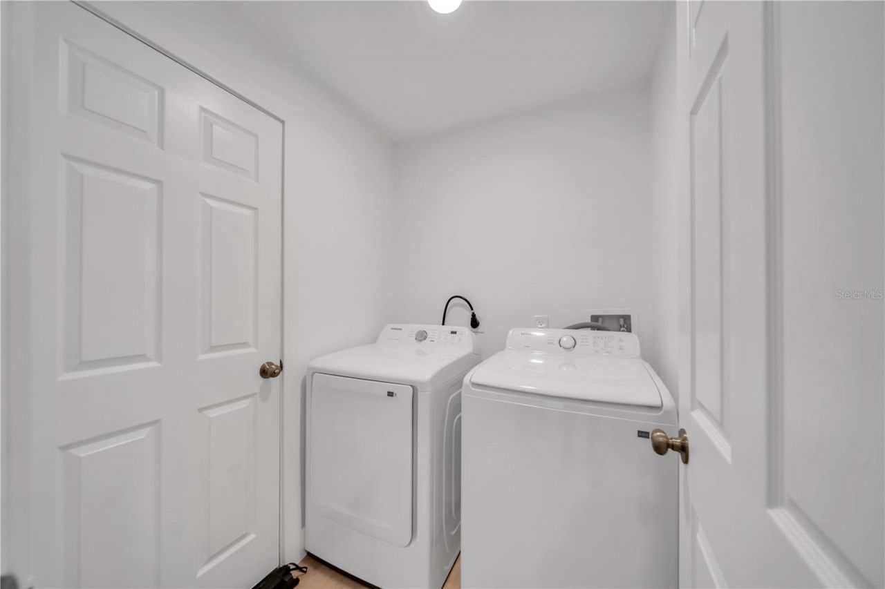 2007 NW 21st St, Cape Coral, FL 33993 Photo