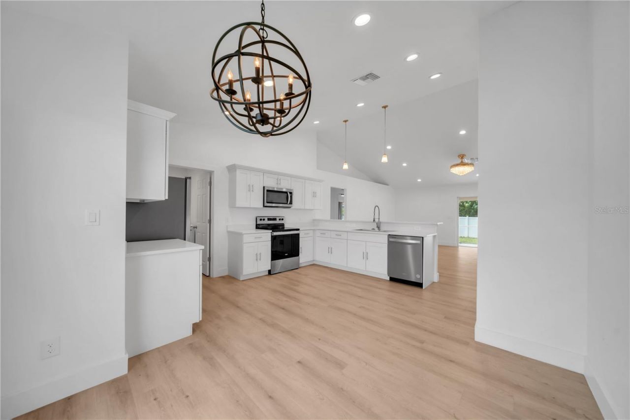2007 NW 21st St, Cape Coral, FL 33993 Photo
