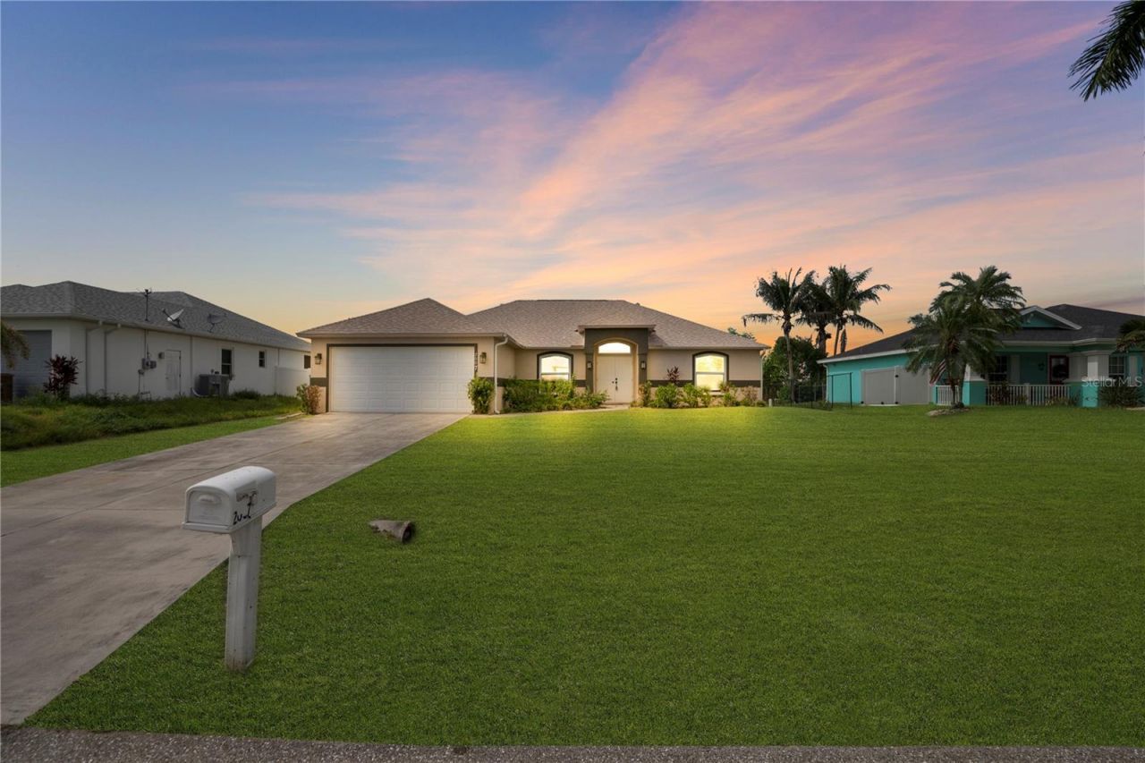 2007 NW 21st St, Cape Coral, FL 33993 Photo